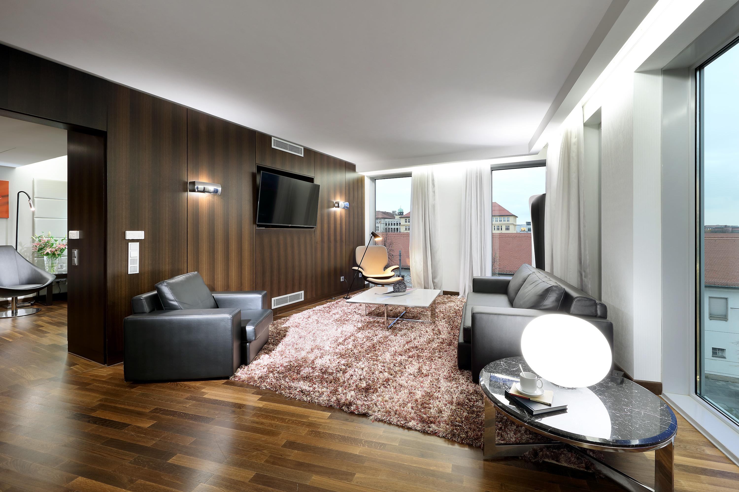 Eurostars Grand Hotel 4*